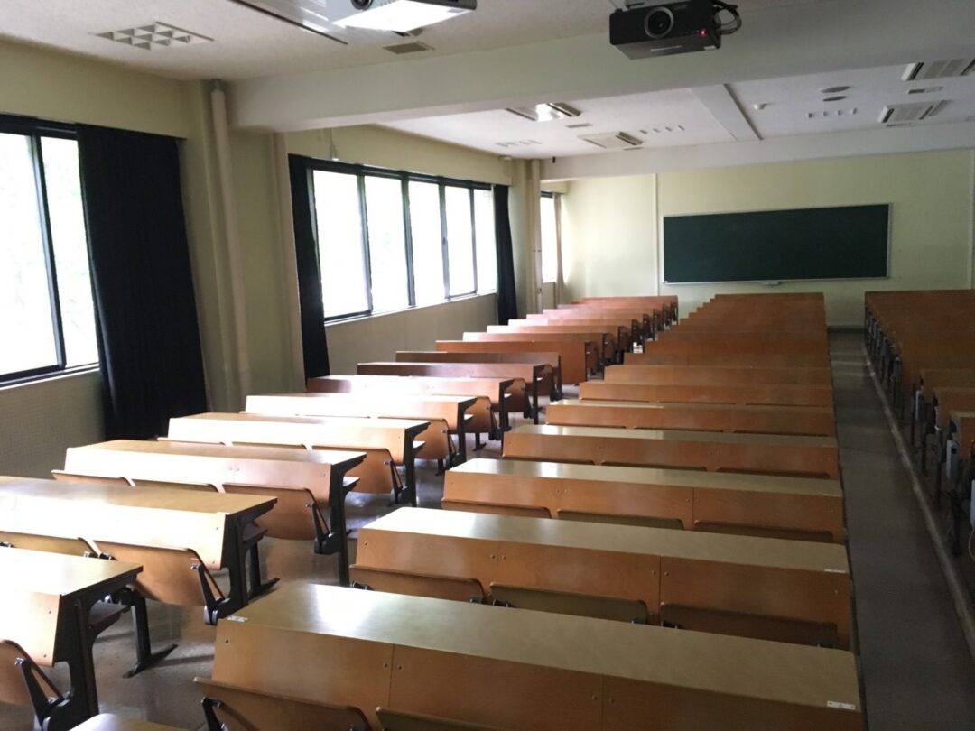 学歴ロンダリングはなぜ差別されてしまうのか？ 現役大学院生が考えてみた